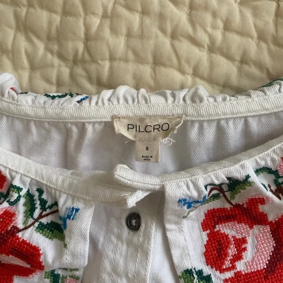 Anthropologie pilcro embroidered top - Picture 2 of 6